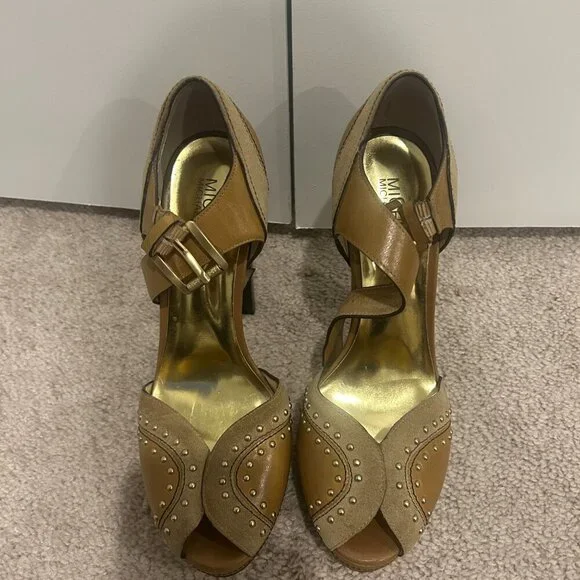 Michael Kors Tan Astor Quarter Strap Platform Heels Women’s Size 7.5 - Picture 2 of 6